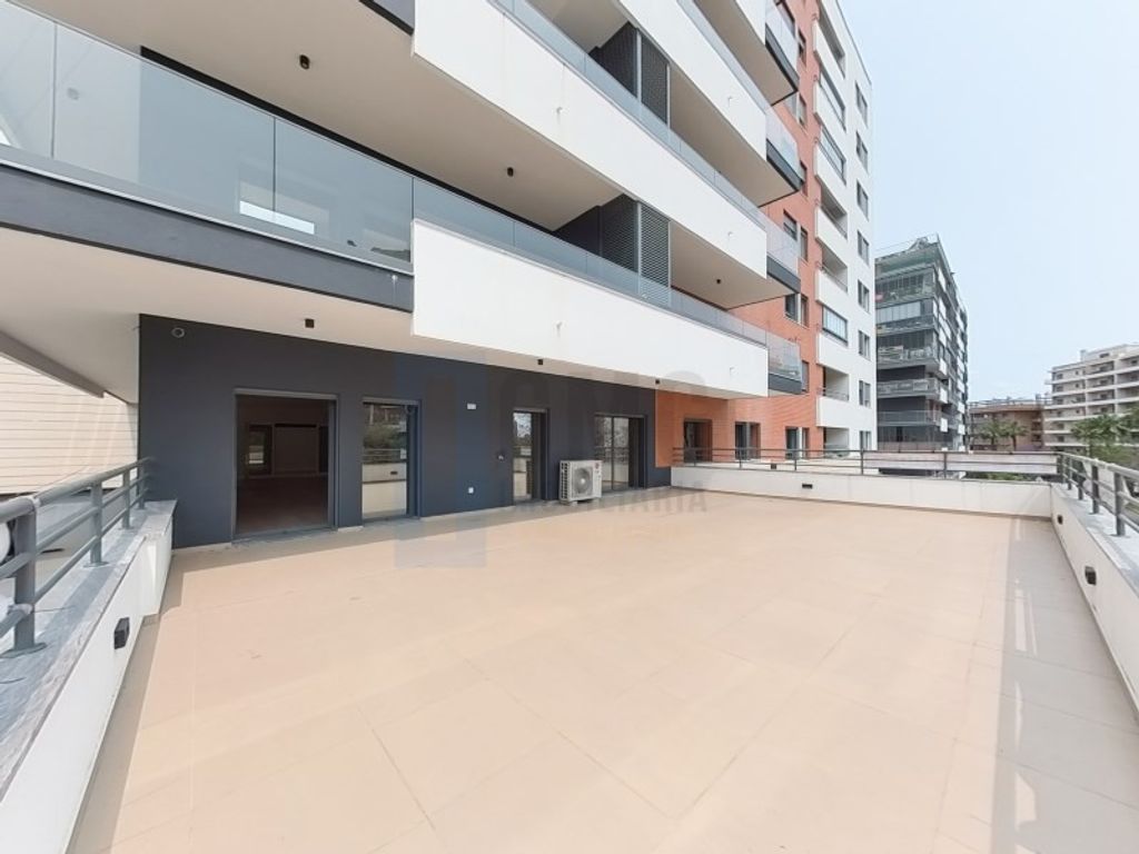 Luxury Apartment for sale in Odivelas, 895 000 €, Photo 2