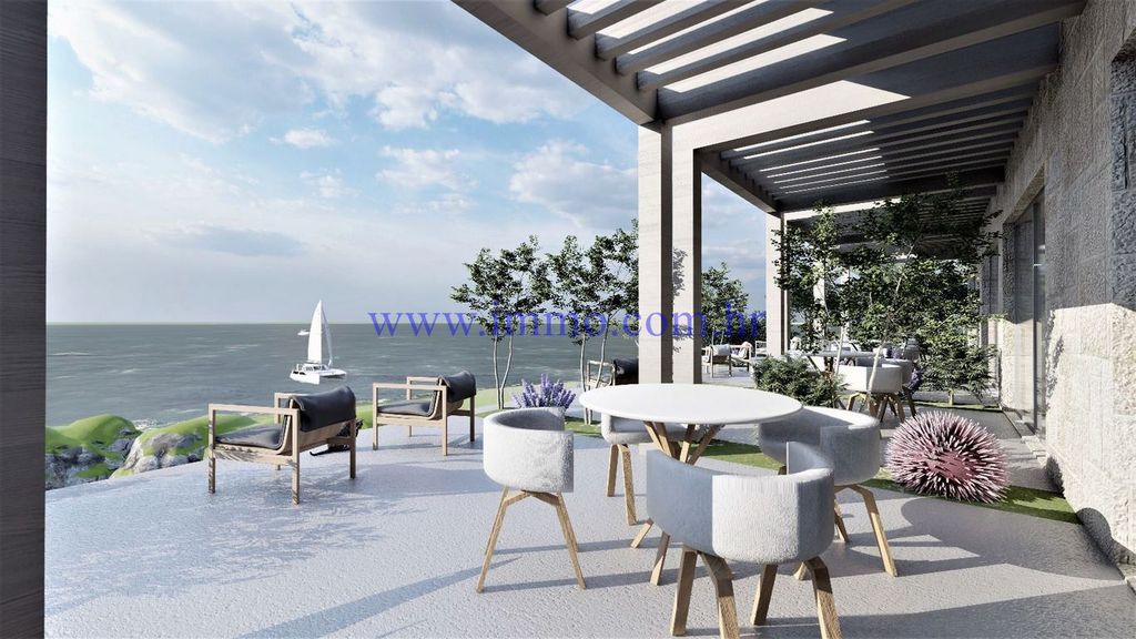 Maison de luxe à vendre à Ciovo, 520 000 €, Photo 1
