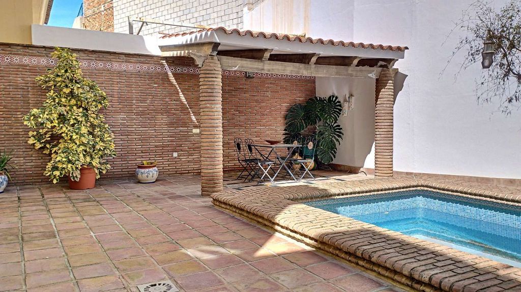 Luxury House for sale in Vélez-Málaga, 420 000 €, Photo 6