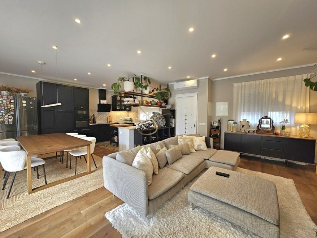 Maison de luxe à vendre à Lagos, 465 000 €, Photo 1