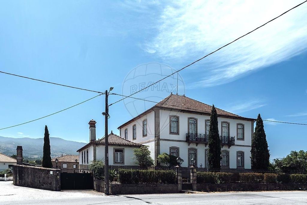 Maison de luxe à vendre à Pinhanços, 575 000 €, Photo 3