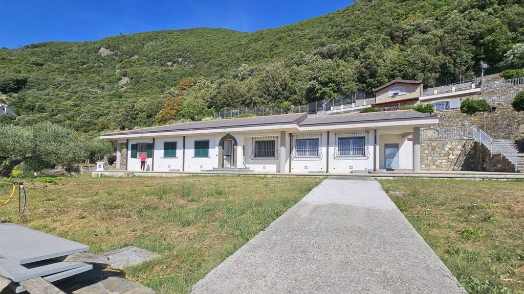 Luxury House for sale in Moneglia, 1 500 000 €, Photo 3