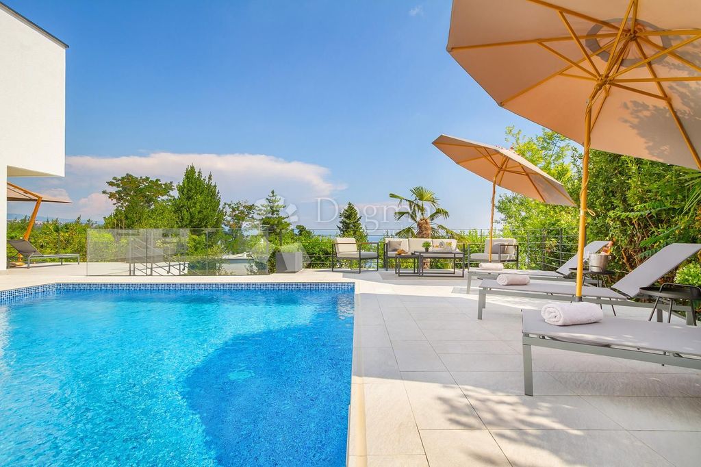 Maison de luxe à vendre à Opatija, 1 550 000 €, Photo 2