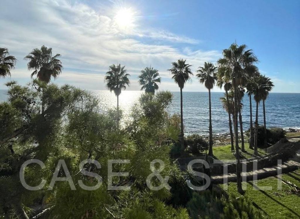 Appartement de luxe à vendre à San Remo, 460 000 €, Photo 1