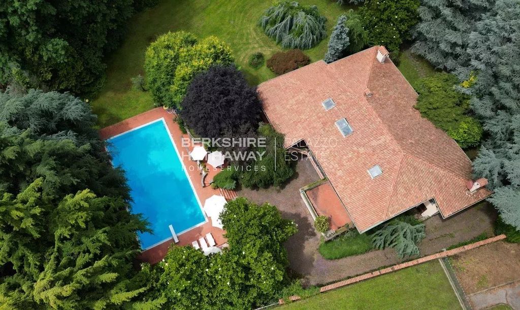 Maison de luxe à vendre à Cassano Magnago, 990 000 €, Photo 1