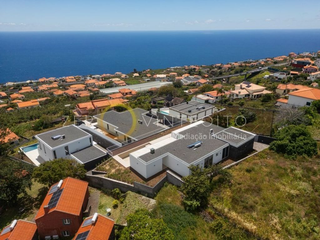 Luxury House for sale in Calheta, 1 980 000 €, Photo 1