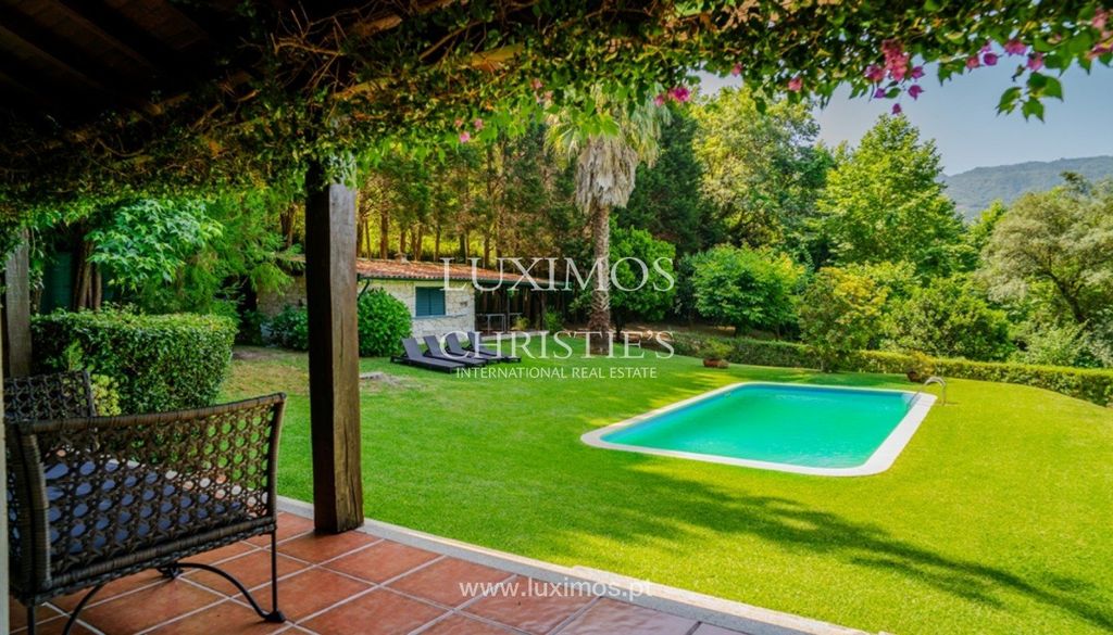 Maison de luxe à vendre à Valdozende, 750 000 €, Photo 1