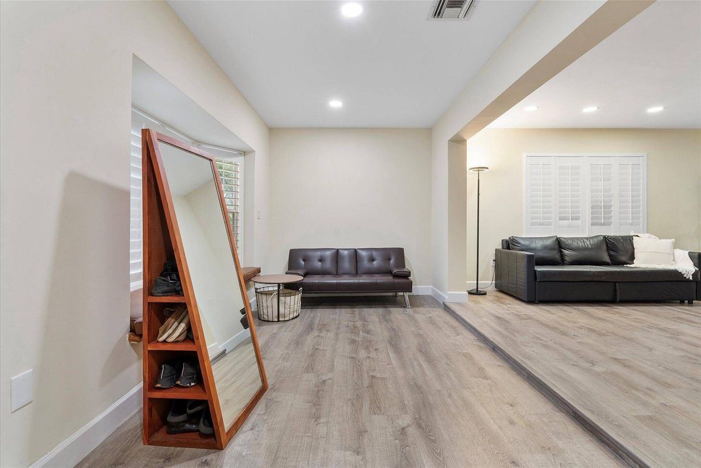 Luxury House for sale in Hollywood, 621 328 €, Photo 3