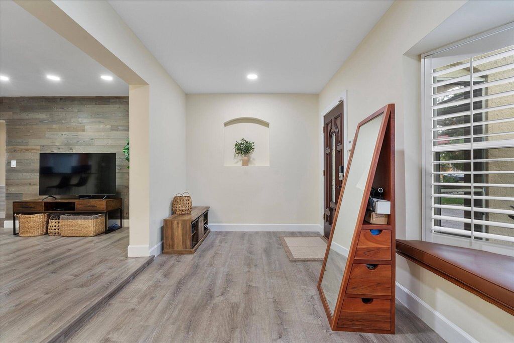 Luxury House for sale in Hollywood, 621 328 €, Photo 4