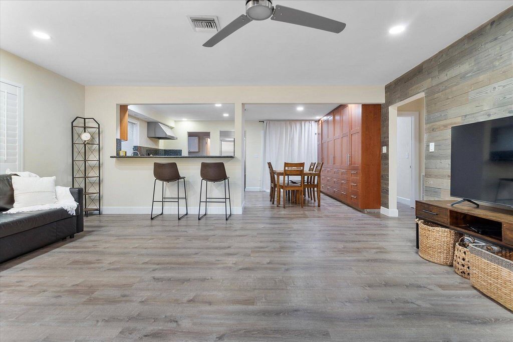 Luxury House for sale in Hollywood, 621 328 €, Photo 5