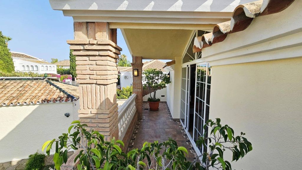 Maison de luxe à vendre à Marbella, 1 240 000 €, Photo 7