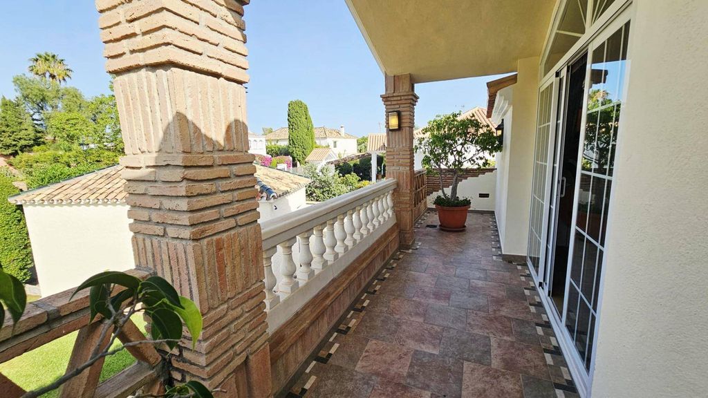 Maison de luxe à vendre à Marbella, 1 240 000 €, Photo 5