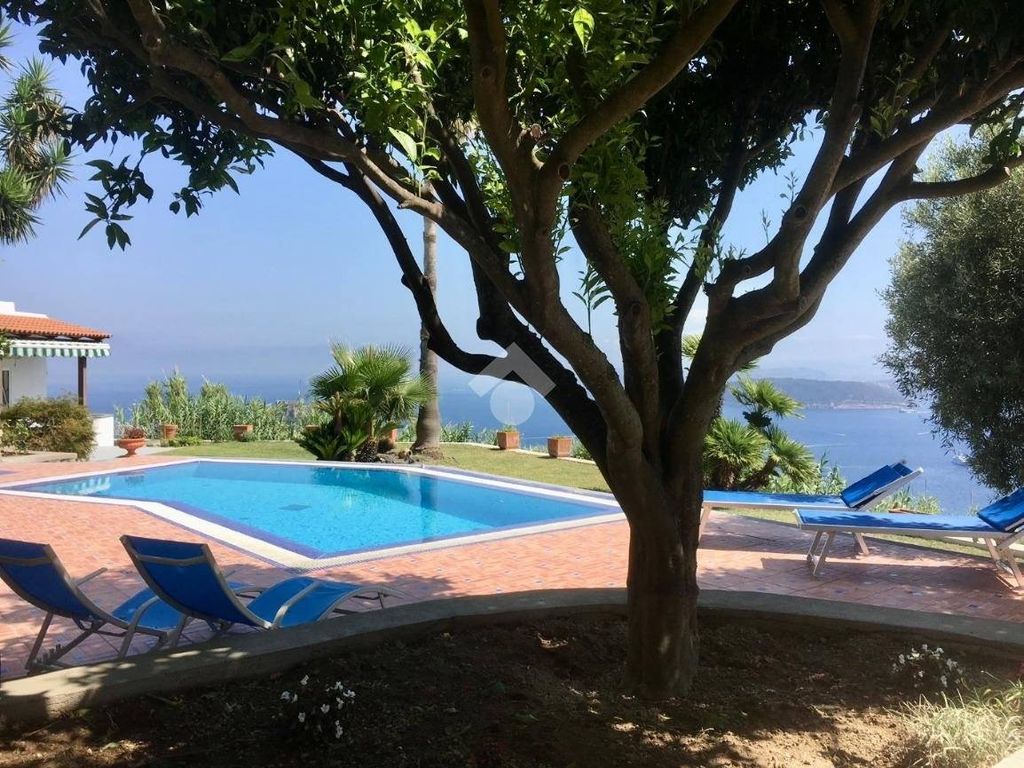 Maison de luxe à vendre à Ischia, 765 000 €, Photo 1
