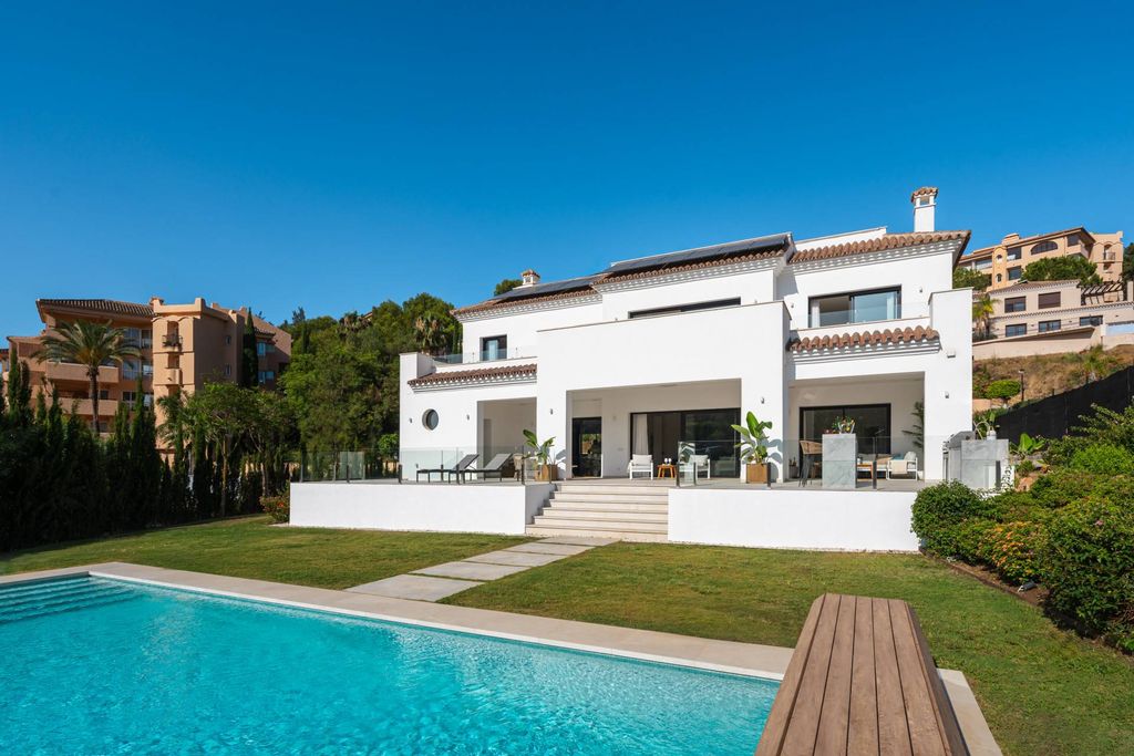 Luxury House for sale in Marbella, 2 999 000 €, Photo 3