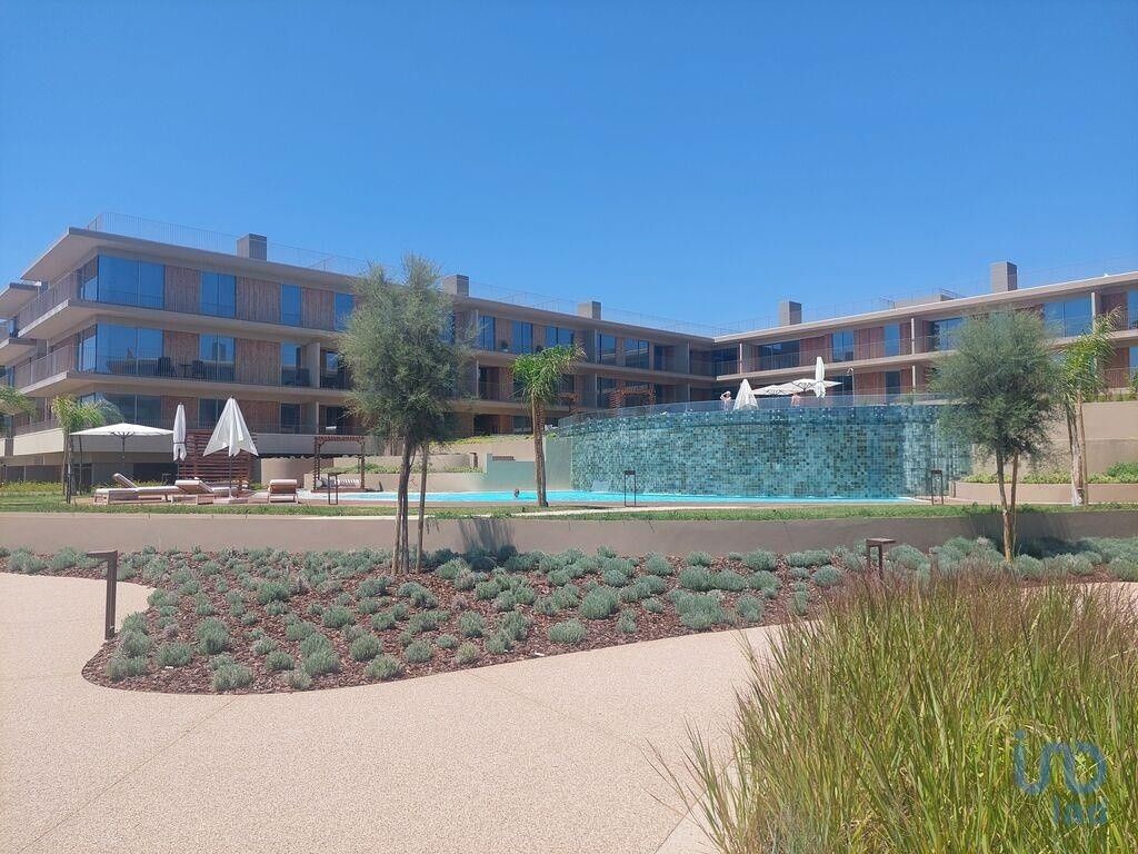 Luxury Apartment for sale in Quarteira, 865 000 €, Photo 1