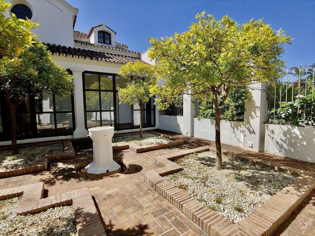 Maison de luxe à vendre à Marbella, 4 900 000 €, Photo 2