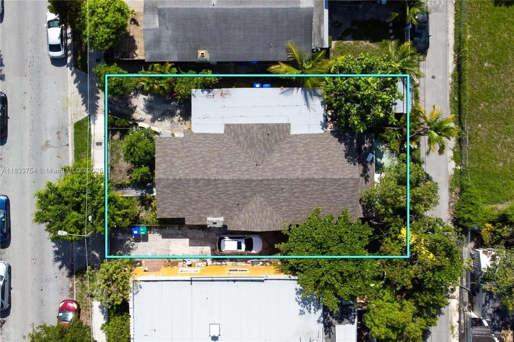 Luxury House for sale in Miami, 1 073 056 €, Photo 7