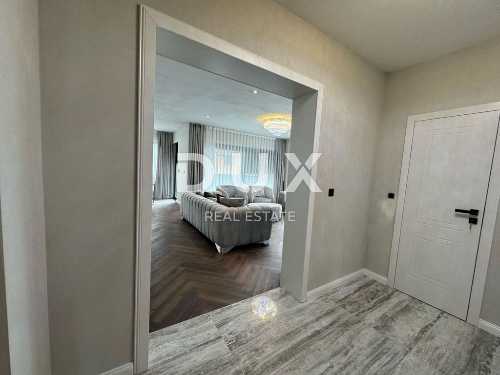 Luxury Apartment for sale in Rovinj, 669 000 €, Photo 7