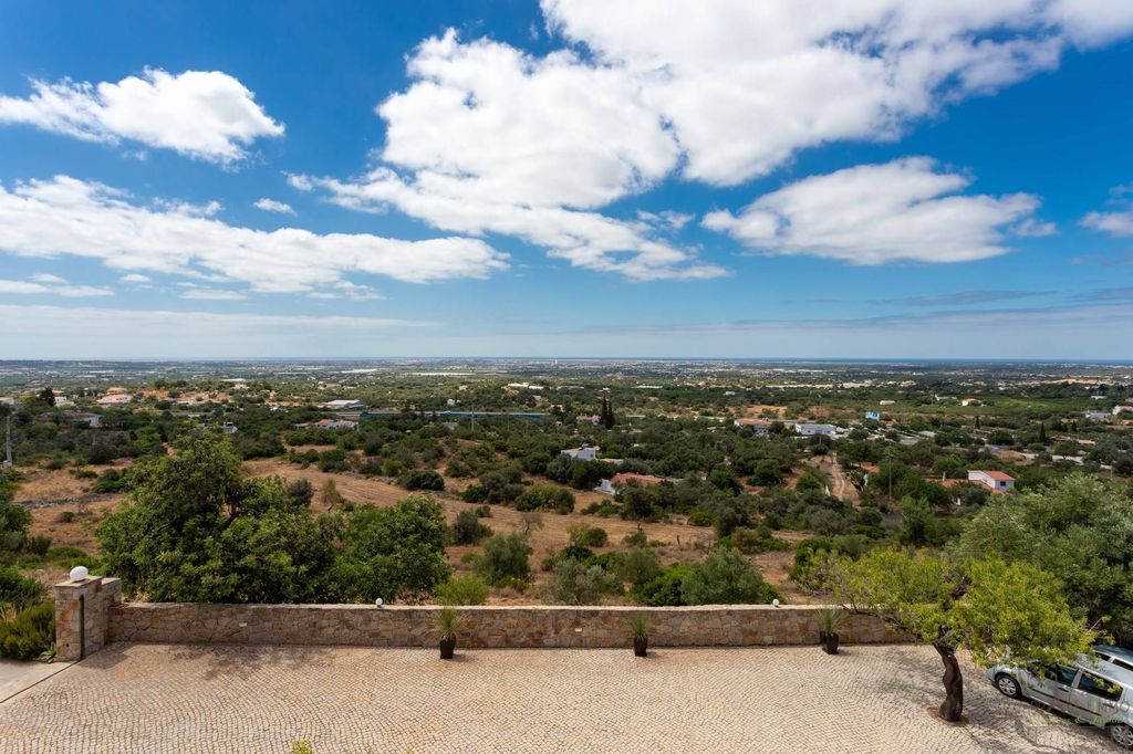 Luxury House for sale in Santa Bárbara de Nexe, 1 300 000 €, Photo 4