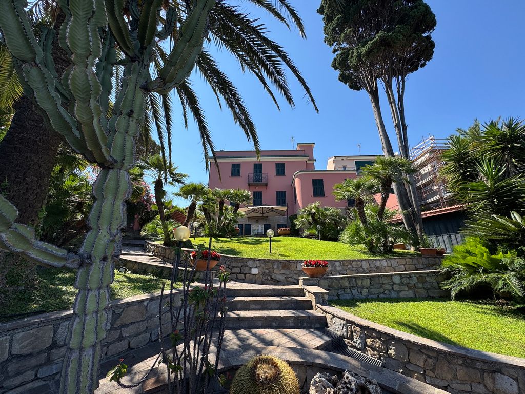 Luxury House for sale in Bordighera, 4 200 000 €, Photo 2