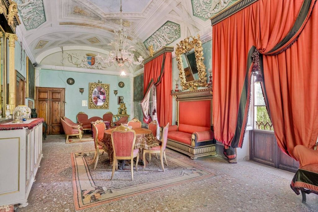 Luxury House for sale in Fivizzano, 1 700 000 €, Photo 6