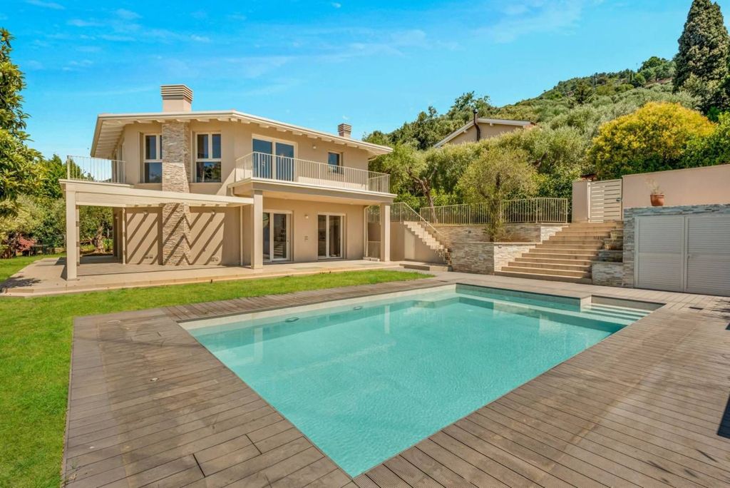 Maison de luxe à vendre à Seravezza, 2 400 000 €, Photo 1