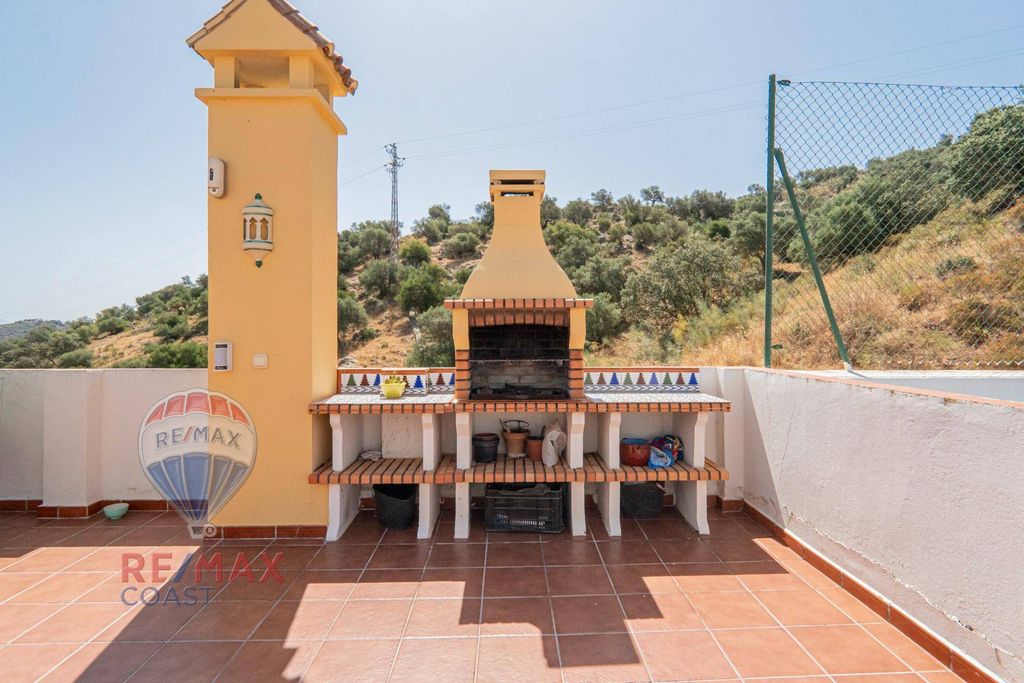 Luxury House for sale in Casabermeja, 689 000 €, Photo 3