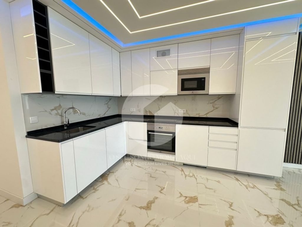 Luxury Apartment for sale in Loulé, 875 000 €, Photo 4