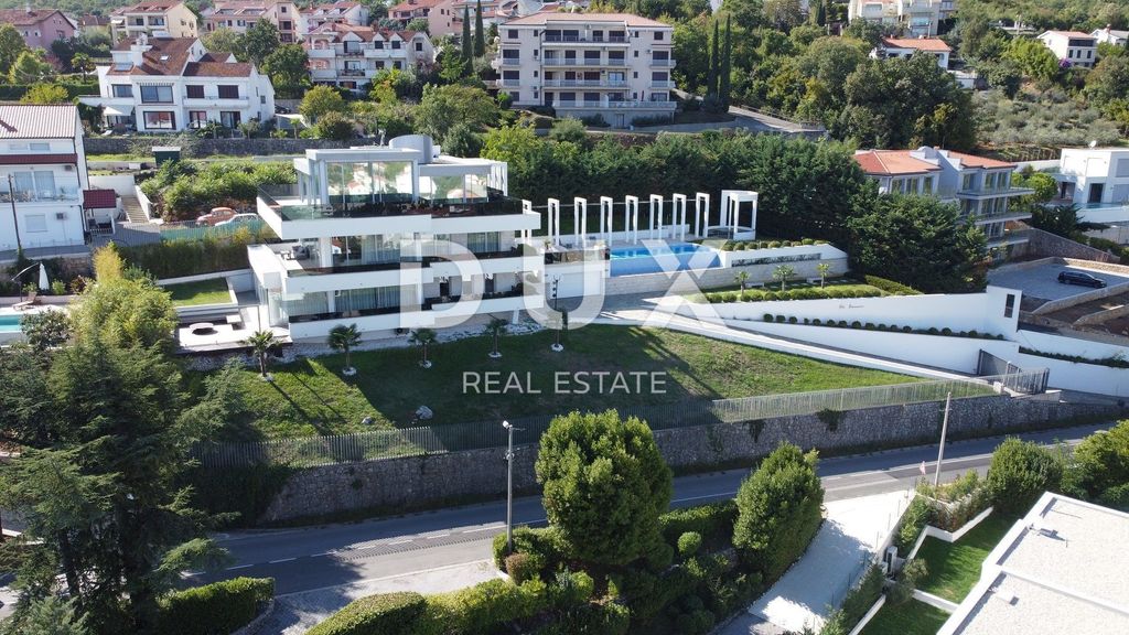 Maison de luxe à vendre à Opatija, 0 €, Photo 1