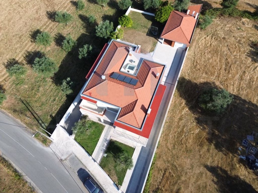 Luxury House for sale in Pombal, 670 000 €, Photo 2