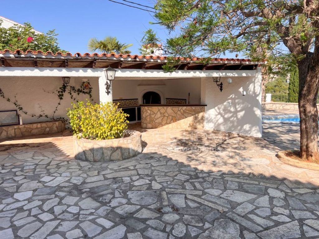 Maison de luxe à vendre à Orba, 690 000 €, Photo 5