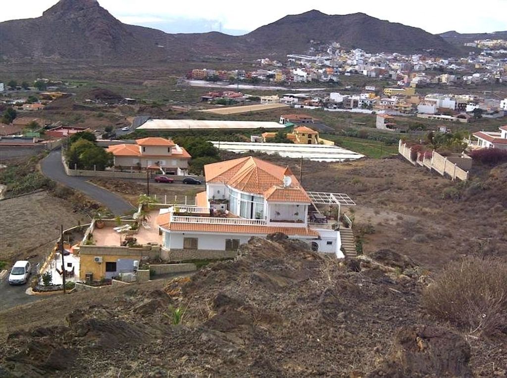 Maison de luxe à vendre à Arona, 1 190 000 €, Photo 1