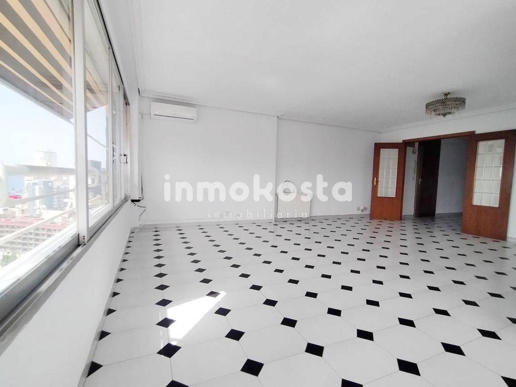 Luxury Apartment for sale in Benidorm, 495 000 €, Photo 6