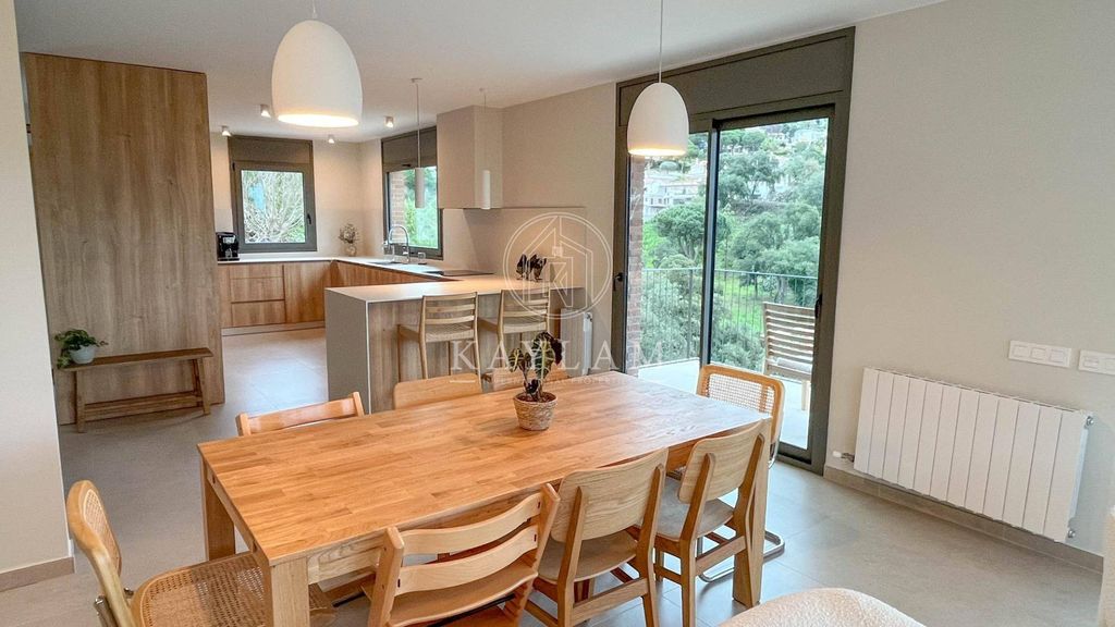 Maison de luxe à vendre à Lloret de Mar, 670 000 €, Photo 4