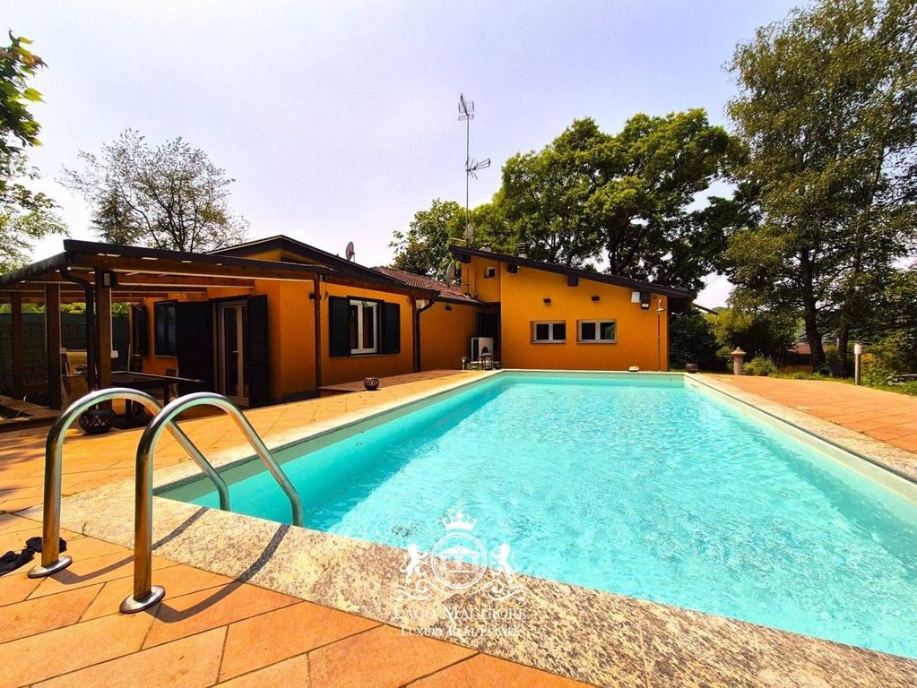 Maison de luxe à vendre à Agrate Conturbia, 480 000 €, Photo 7