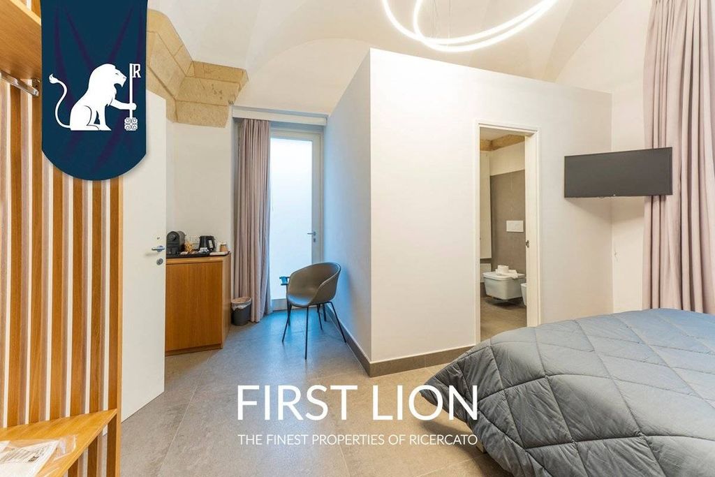 Luxury House for sale in Lecce, 1 200 000 €, Photo 7