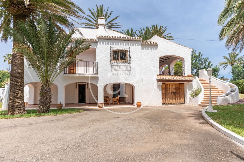 Luxury House for sale in Denia, 2 400 000 €, Photo 1