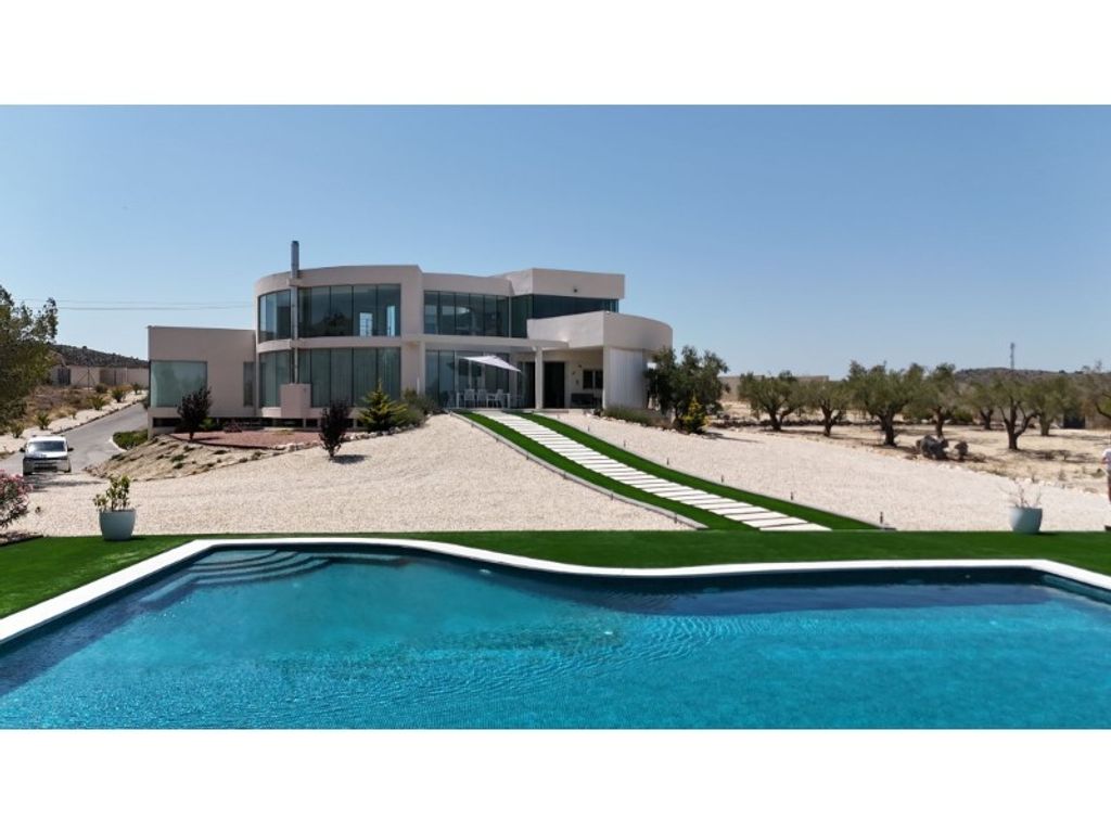 Maison de luxe à vendre à Petrel, 1 650 000 €, Photo 3