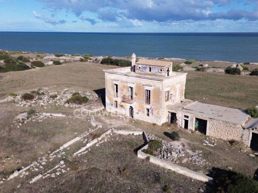 Luxury House for sale in Bisceglie, 600 000 €, Photo 1