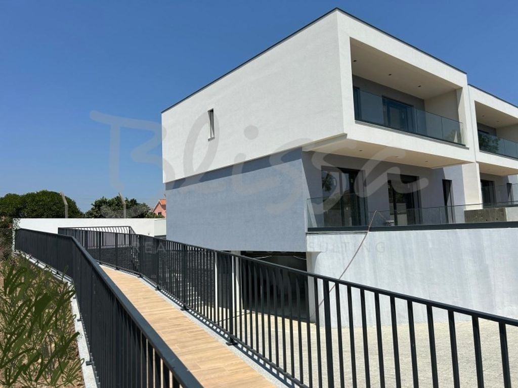 Maison de luxe à vendre à Cascais, 1 350 000 €, Photo 1