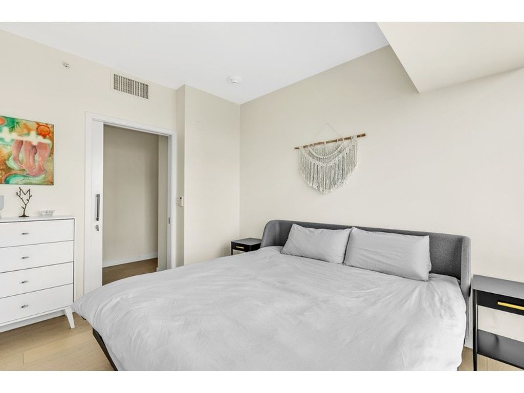 Luxury Apartment for sale in Los Angeles, 712 719 €, Photo 3