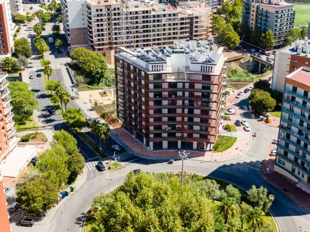 Luxury Apartment for sale in Odivelas, 689 000 €, Photo 1