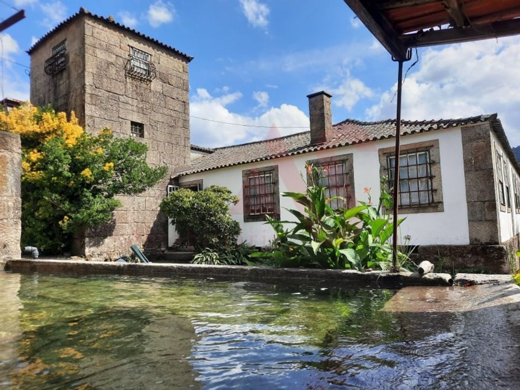 Maison de luxe à vendre à Santo Tirso, 900 000 €, Photo 1