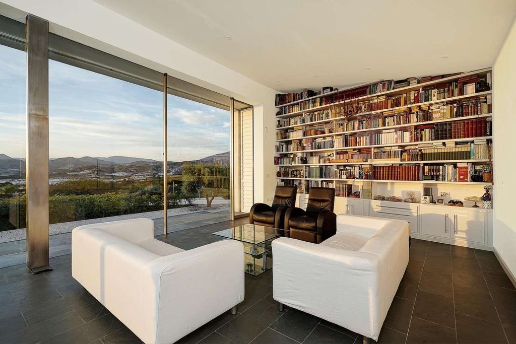 Luxury House for sale in Motril, 583 000 €, Photo 5