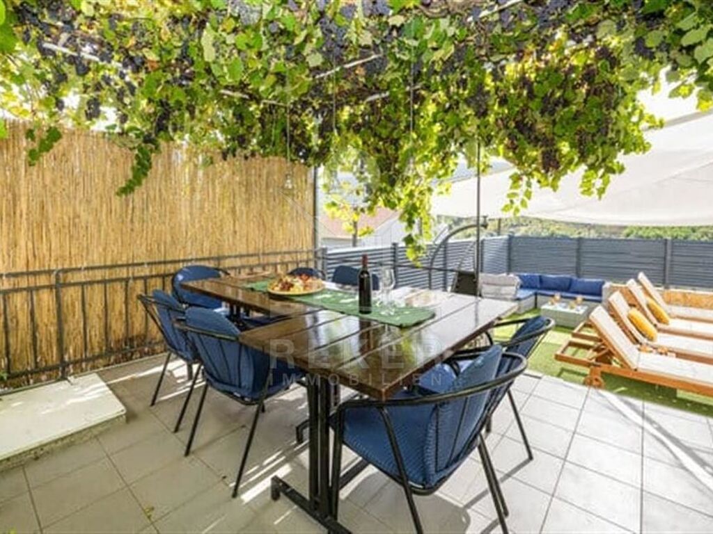 Maison de luxe à vendre à Omiš, 690 000 €, Photo 3
