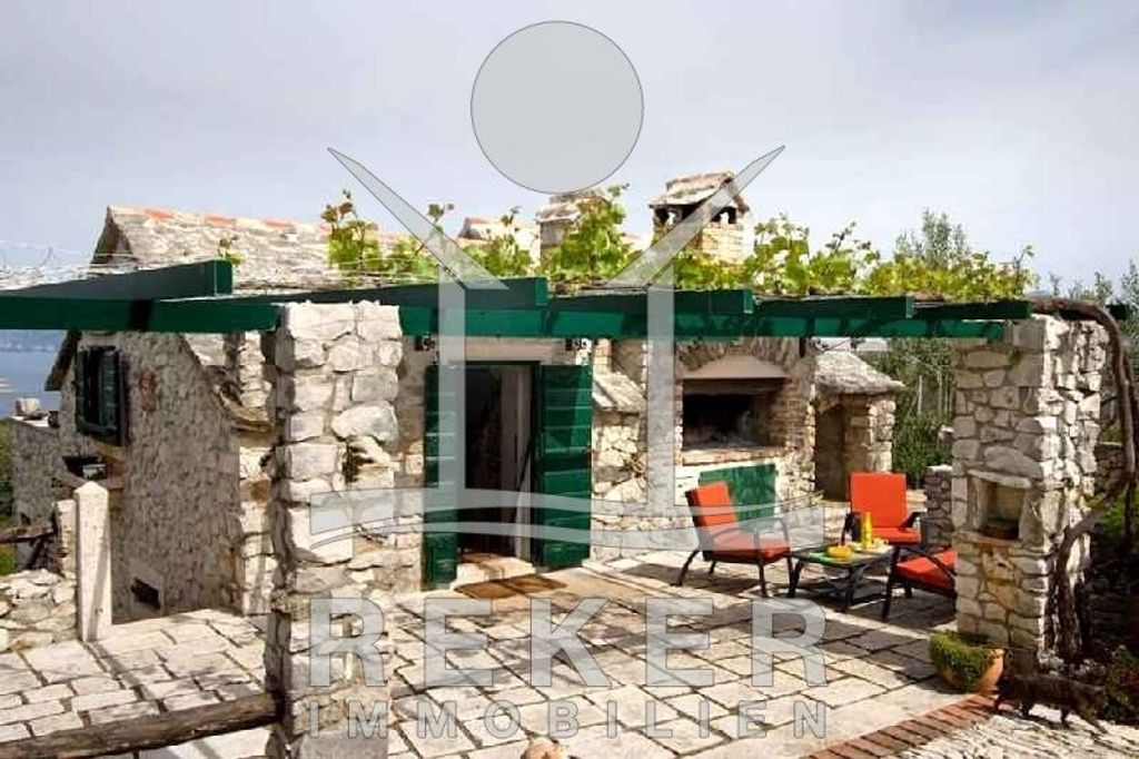Maison de luxe à vendre à Povlja, 550 000 €, Photo 4