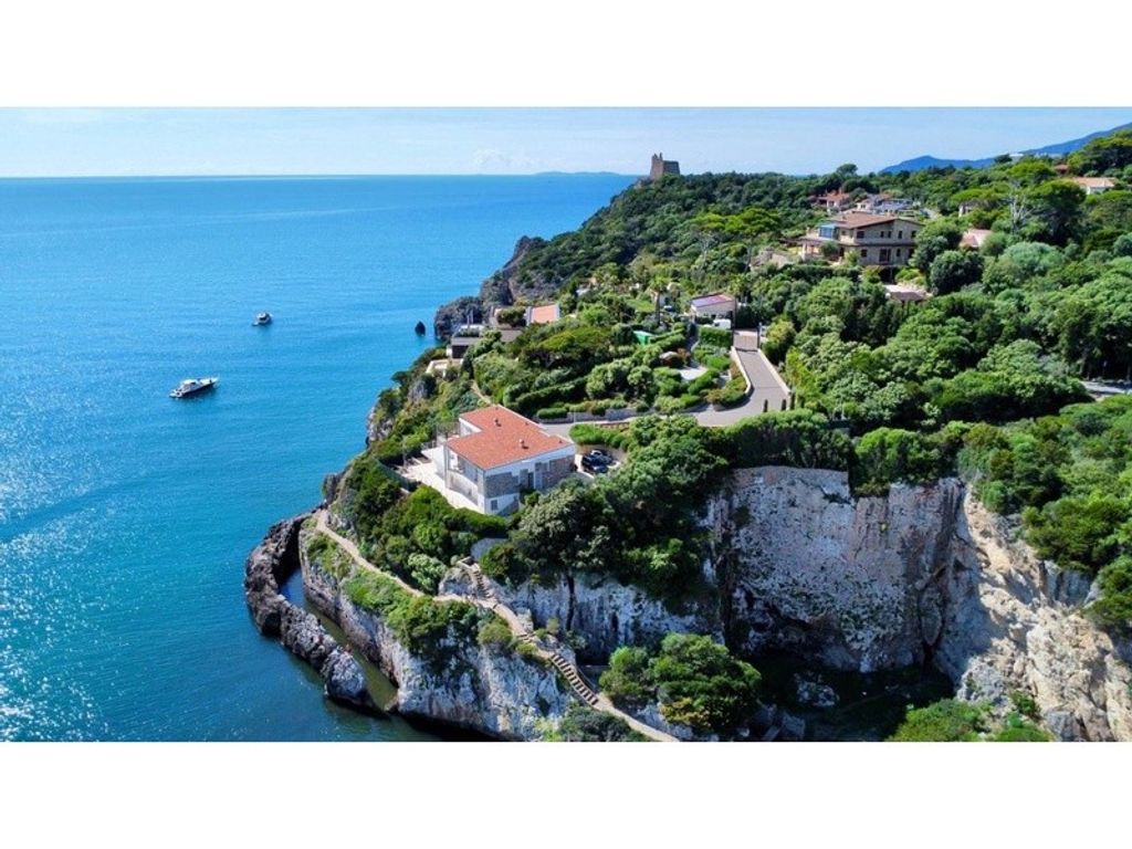 Luxury House for sale in Ansedonia, 5 000 000 €, Photo 1