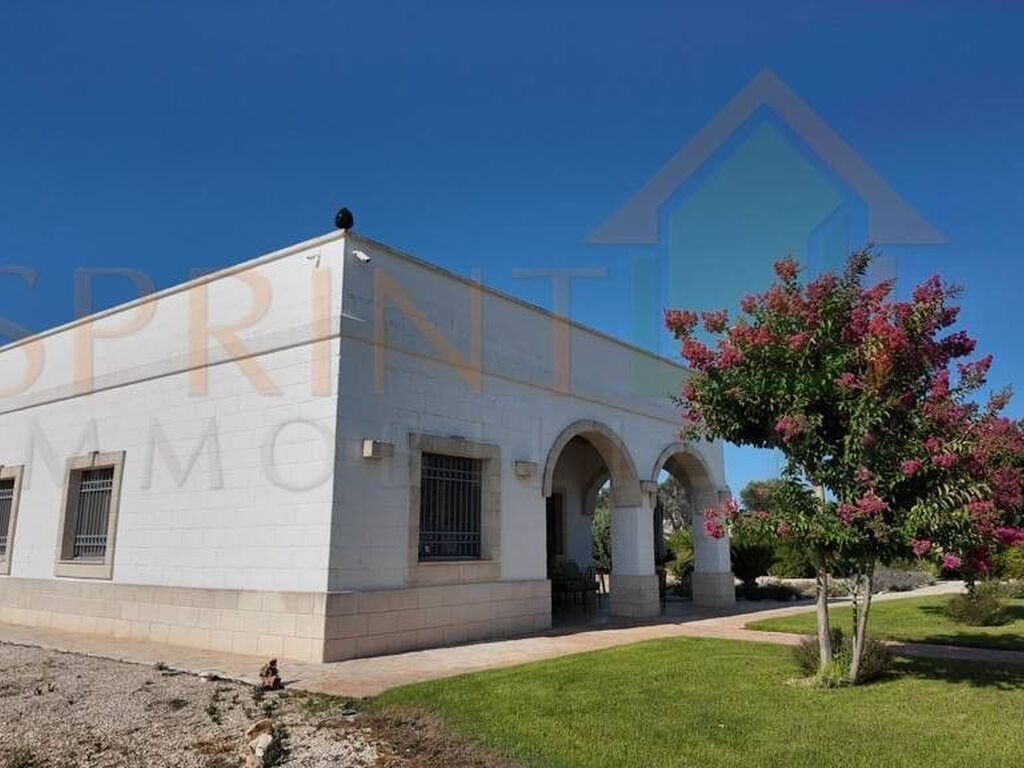 Luxury House for sale in Ostuni, 695 000 €, Photo 7