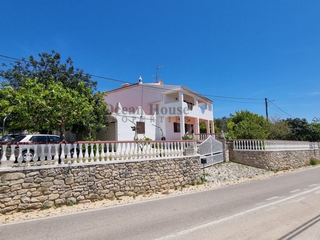 Luxury House for sale in Loulé, 900 000 €, Photo 1