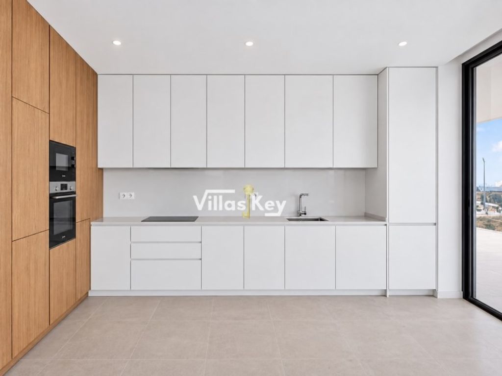 Luxury Apartment for sale in Lagos, 962 500 €, Photo 5